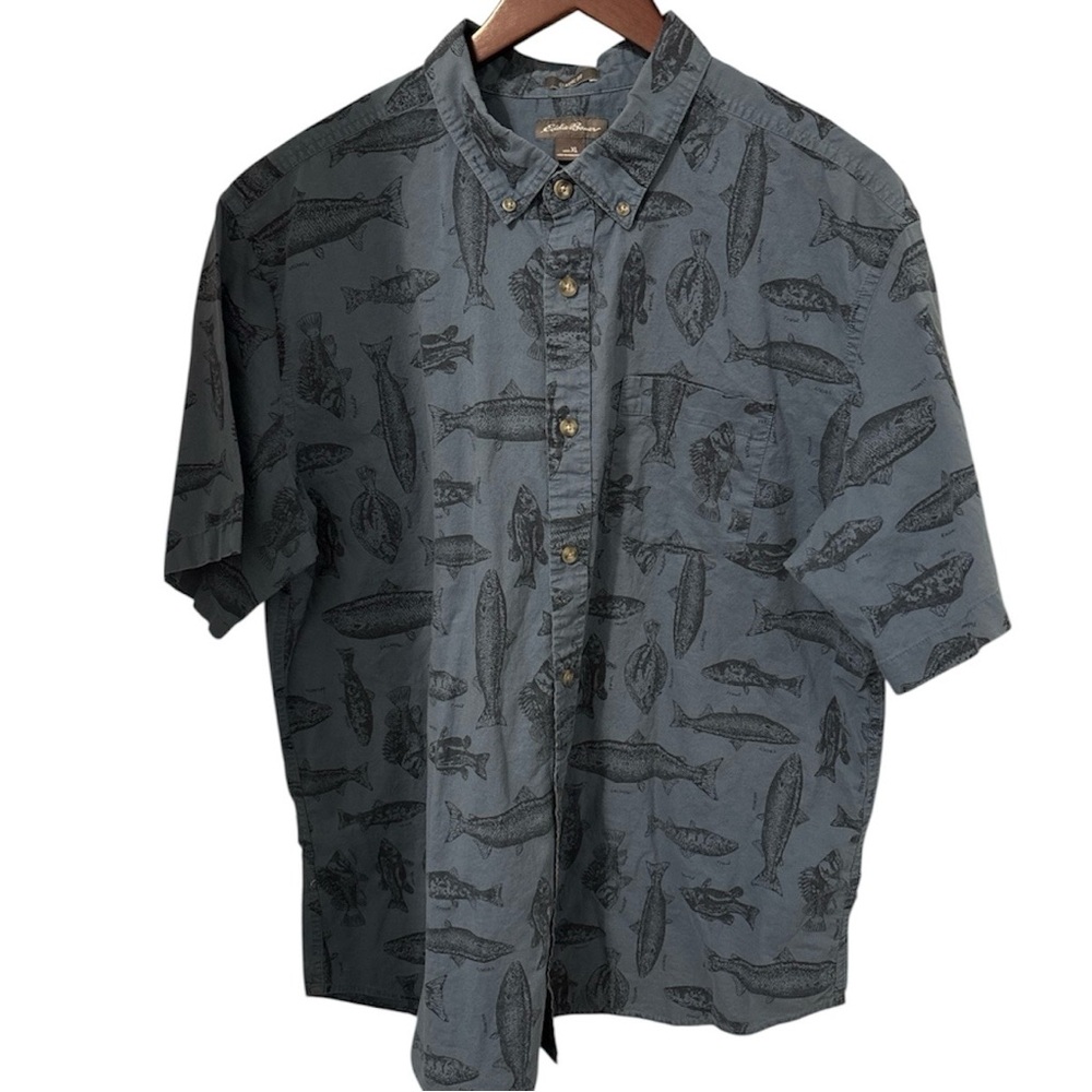 Eddie Bauer Men’s Classic Fit Button Down Fish Design Collar Shirt  XL BLUE/GRAY